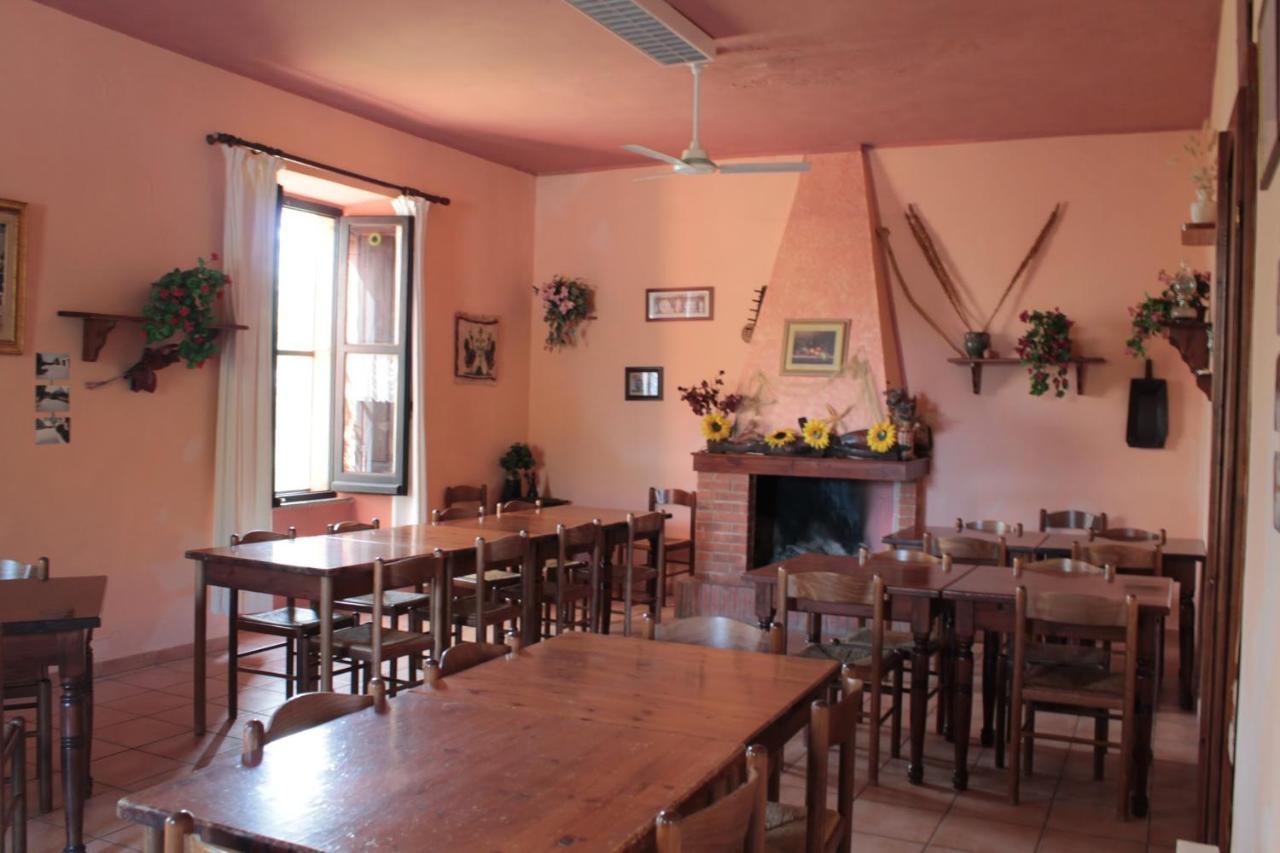 툴라다 Agriturismo E Antica Fattoria Matteu B&B 외부 사진