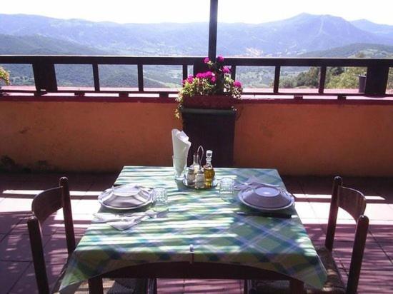 툴라다 Agriturismo E Antica Fattoria Matteu B&B 외부 사진