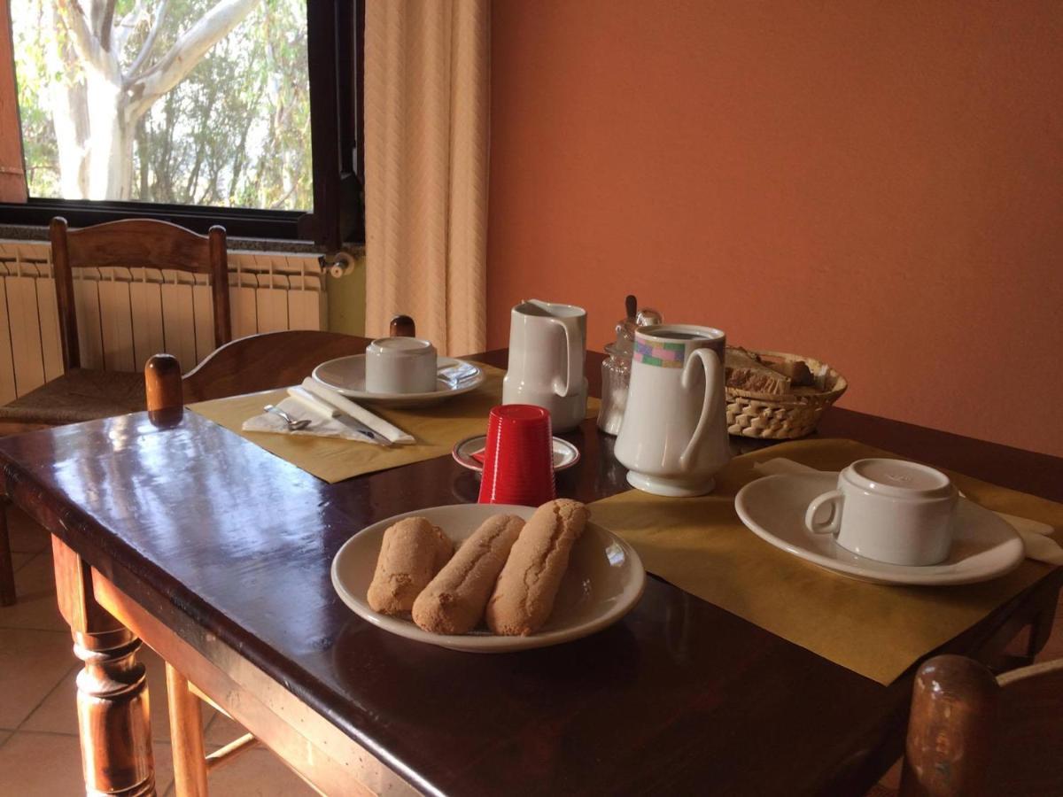 툴라다 Agriturismo E Antica Fattoria Matteu B&B 외부 사진